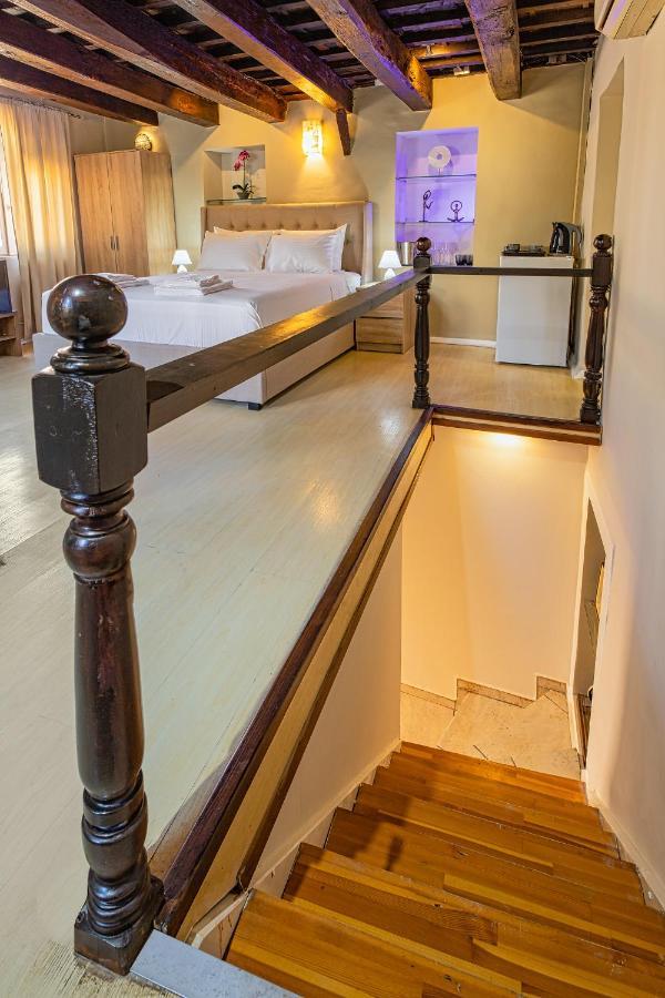 Ydragogeio Rooms Old Town Chania  ภายนอก รูปภาพ
