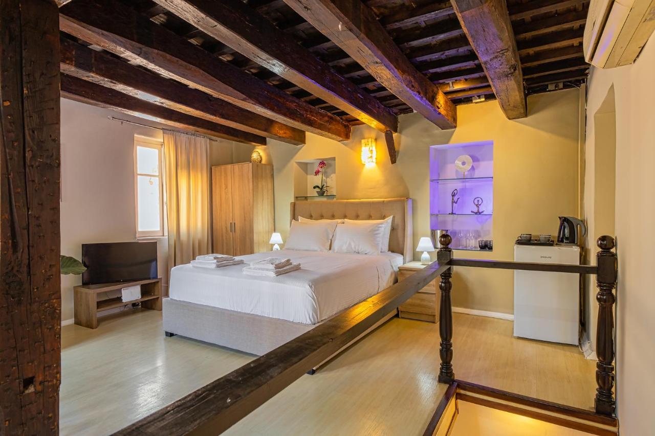 Ydragogeio Rooms Old Town Chania  ภายนอก รูปภาพ