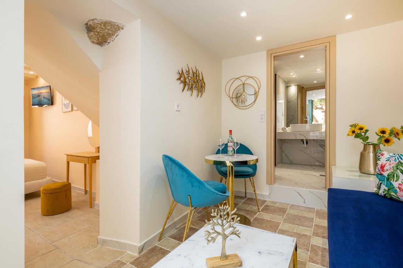 Ydragogeio Rooms Old Town Chania  ภายนอก รูปภาพ